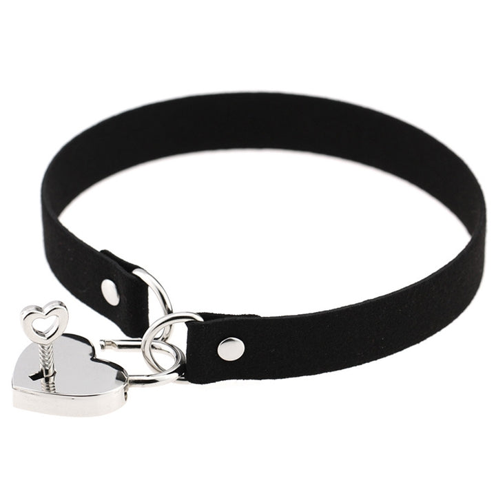 Simple Punk Style Love Lock Flannel Sexy Necklace Collar, Random Color Delivery, XSXQ