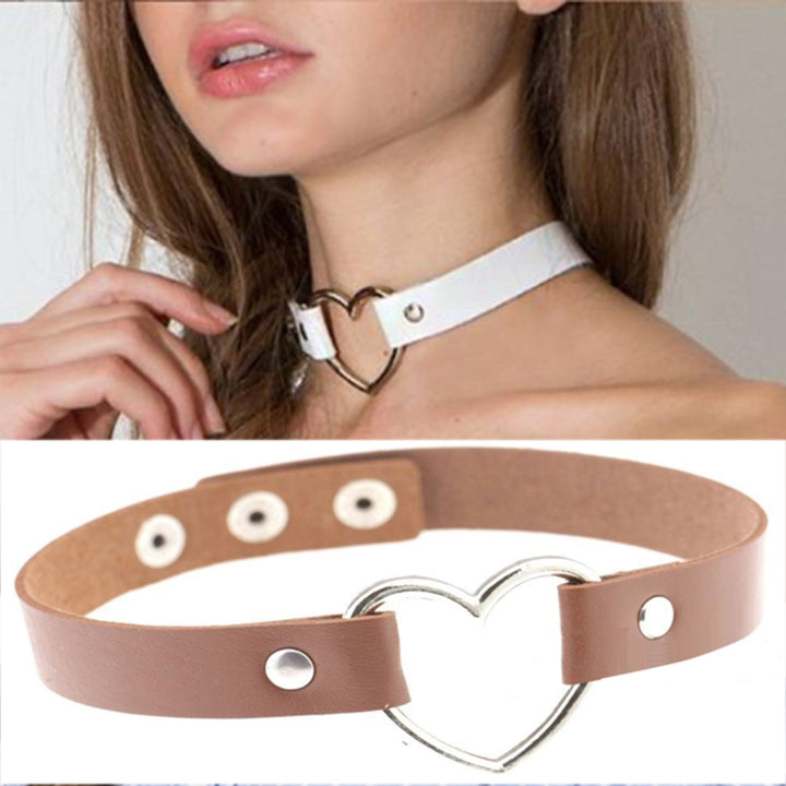 Japanese Harajuku PU Leather Heart Shape Punk Collar Fashion Female Choker Necklace, Random Color Delivery, TXXQ