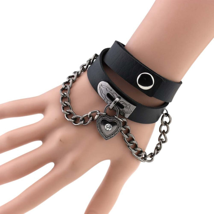 European and American Harajuku Punk Heart-shape Lock Leather Collar Choker Bracelet, Random Color Delivery, TXXQ05