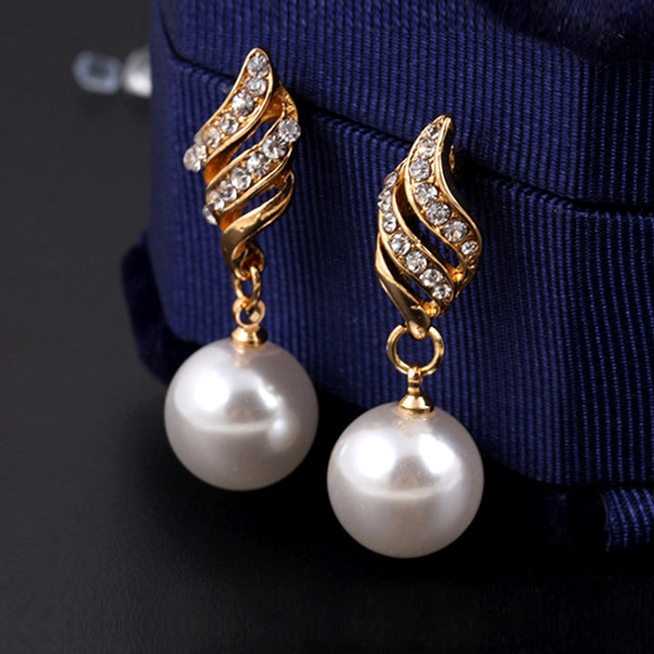 Set Jewelry (1 Pair Earrings and 1 PCS Necklace Included) Chic  Pearl and Rhinestone Pendant Necklace and Earrings, Gold, Silver