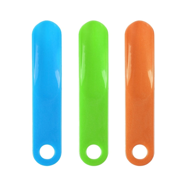 5 PCS 019 Plastic Shoehorn Household Shoes Auxiliary Shoe Puller, Specification: Vertical, Color Random Delivery, Vertical