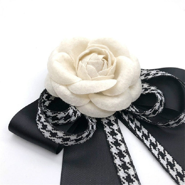 Ladies Three-dimensional Bow-knot Bow Tie Brooch Clothing Accessories