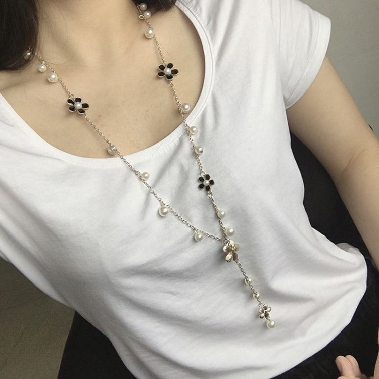 Pearl Five-petal Flower Long Necklace Female tassel Long Sweater Chain, Black, White