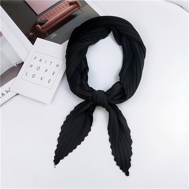 Ladies Retro Style Pleated Diamond Square Scarf Silk Scarf, Length: 70cm