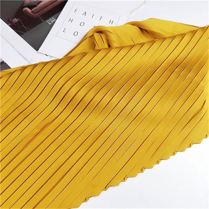 Ladies Retro Style Pleated Diamond Square Scarf Silk Scarf, Length: 70cm