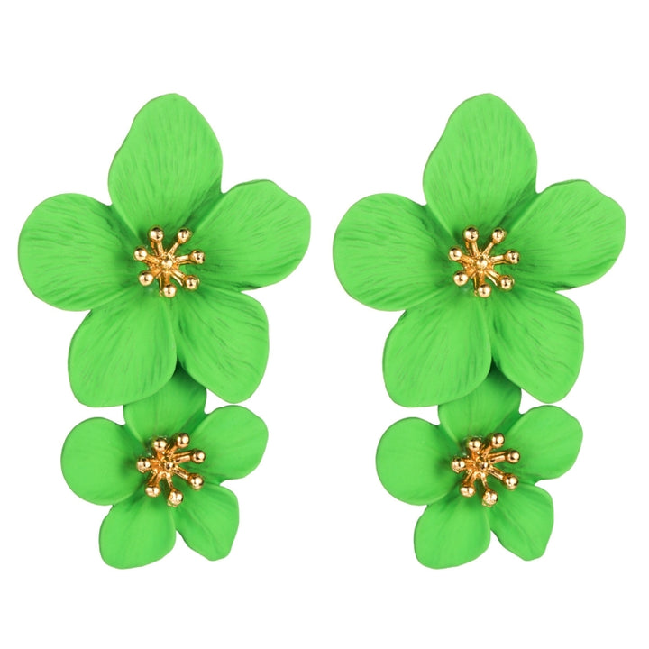 1 Pair Ladies Fashion Geometric Flower Earrings, White, Yellow, Red, Black, Rose Red, Golden, Dark Green, Blue And green, Pink, Light Green, Royal Blue