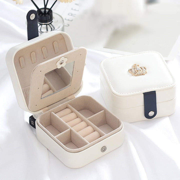 XH-001 Simple Creative Travel Portable Leather Earrings Jewelry Box, 11x11x5.8 cm