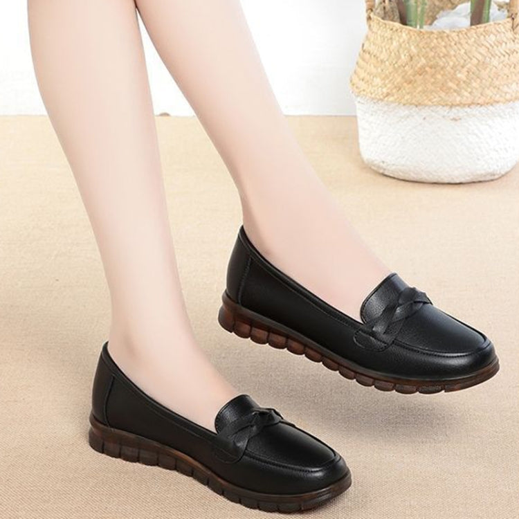 Women Leather Loafers Soft Sole Non-slip Middle-aged / Elderly Mom Shoes Flat Single Shoes, 35, 36, 37, 38, 39, 40