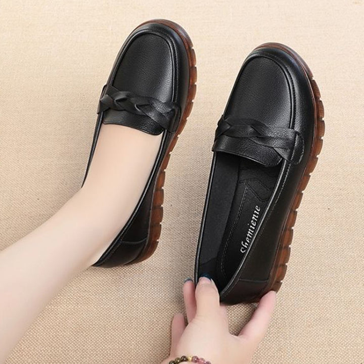 Women Leather Loafers Soft Sole Non-slip Middle-aged / Elderly Mom Shoes Flat Single Shoes, 35, 36, 37, 38, 39, 40