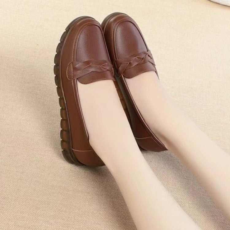 Women Leather Loafers Soft Sole Non-slip Middle-aged / Elderly Mom Shoes Flat Single Shoes, 35, 36, 37, 38, 39, 40