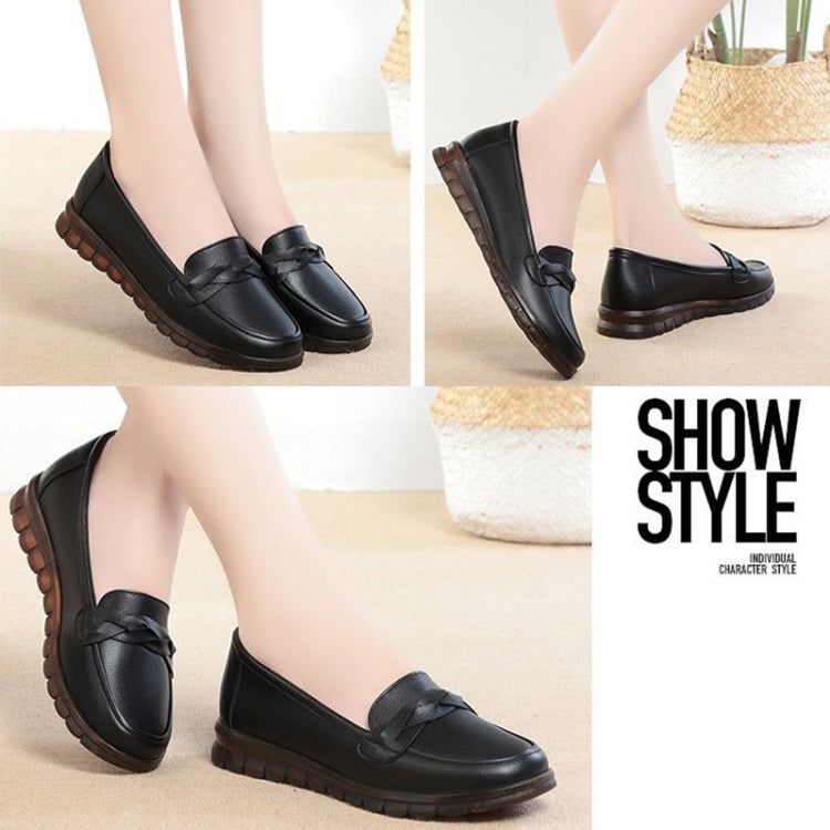 Women Leather Loafers Soft Sole Non-slip Middle-aged / Elderly Mom Shoes Flat Single Shoes, 35, 36, 37, 38, 39, 40