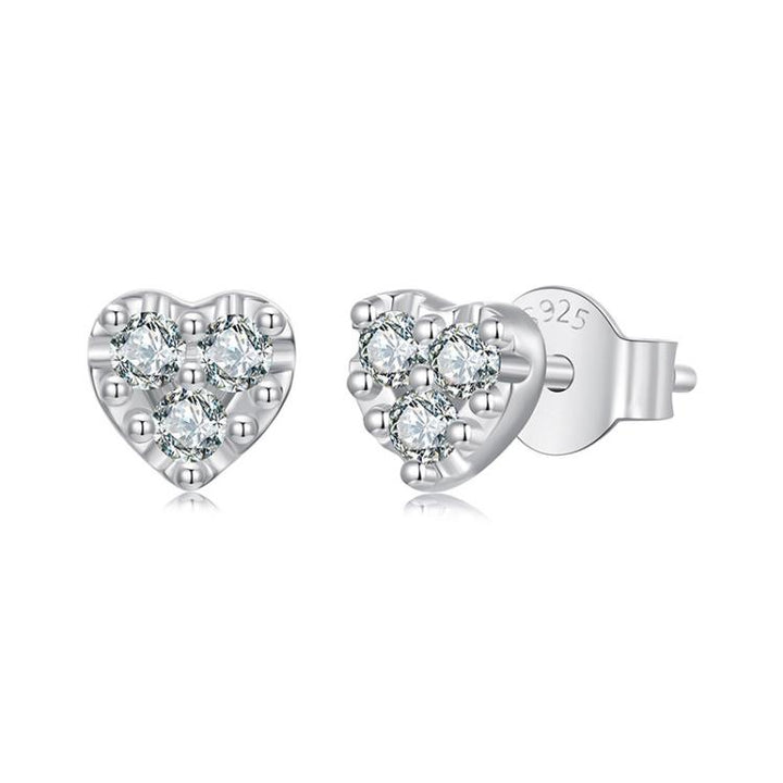 S925 Sterling Silver Heart Shining Moissanite Earrings