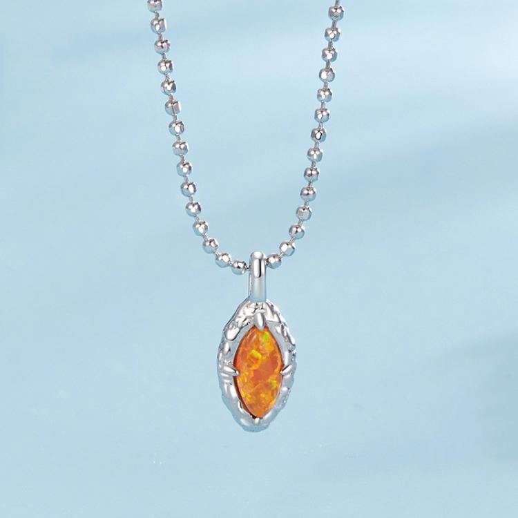 S925 Sterling Silver Platinum-plated Flame Opal Necklace Elegant Clavicle Chain