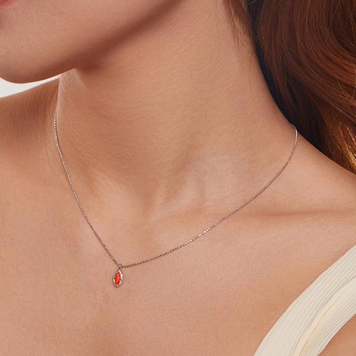 S925 Sterling Silver Platinum-plated Flame Opal Necklace Elegant Clavicle Chain