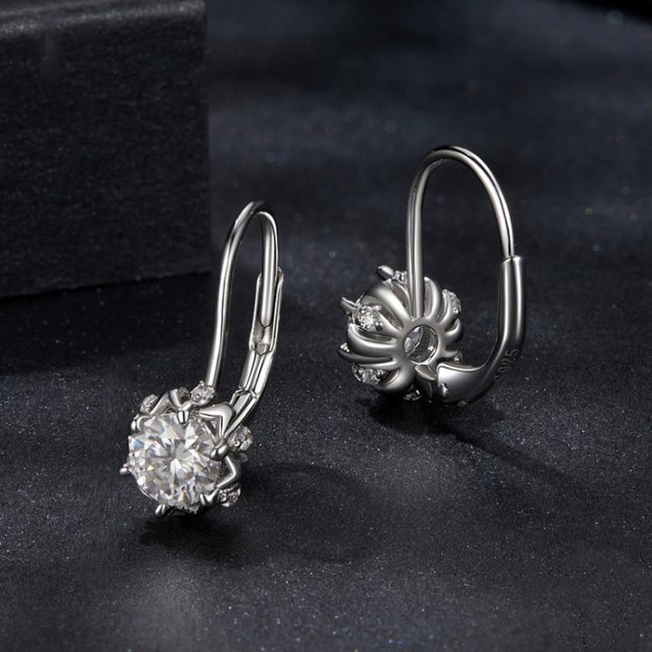 S925 Sterling Silver Platinum-Plated Shining Moissanite Bud Earrings