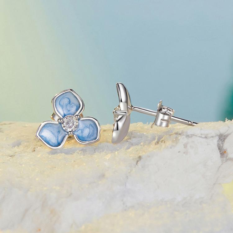 S925 Sterling Silver Platinum-Plated Sweet Flower Earrings