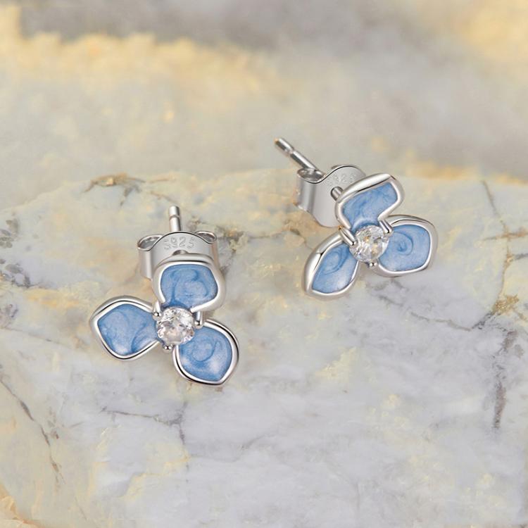 S925 Sterling Silver Platinum-Plated Sweet Flower Earrings