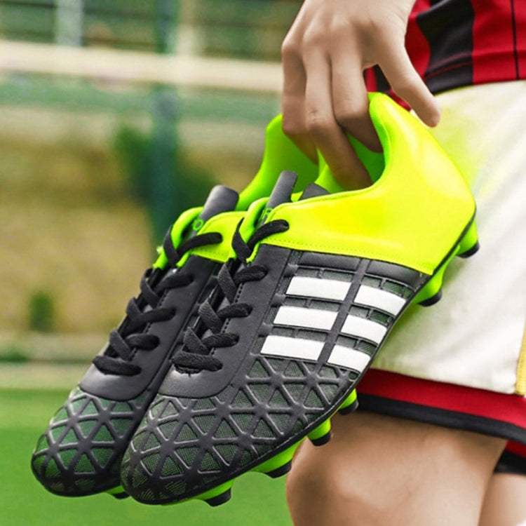 Comfortable and Lightweight PU Soccer Shoes for Children & Adult, 31, 32, 33, 34, 35, 36, 37, 38, 39, 40